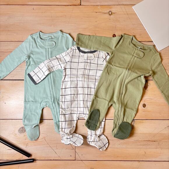 Cloud Island NWOT 3-Pack Baby Sleepers Green, Green, Gray Size 0-3 Months - Picture 2 of 15